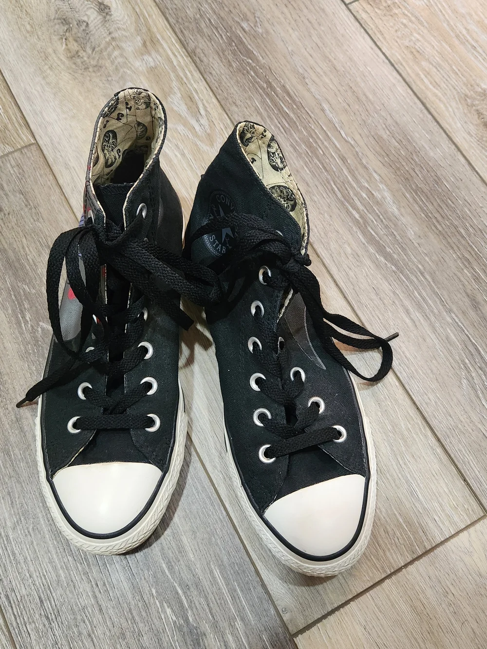 Converse Black Joker Graphic High-Top Sneakers Size 6 Men - Picture 4 of 7